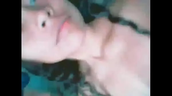 Mi Amiga De Colegio Cuando Esta Solita En Casa thumbnail