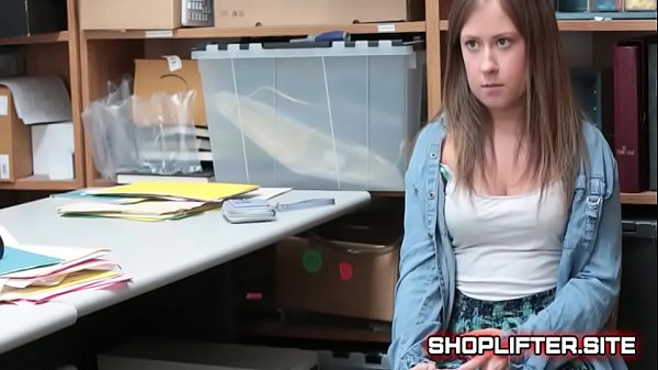 Nonton Shoplifter Is Cute But Stupid thumbnail