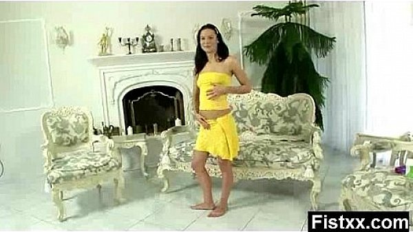 Arrogant Crispy Fisting Hardcore Porno thumbnail