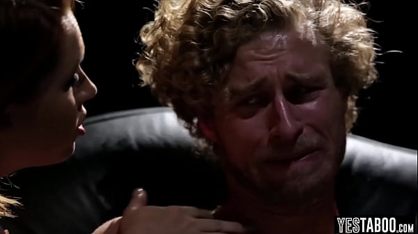 Nonton Hot Scarlett Haired Busty Chick Having A Dominant Session thumbnail