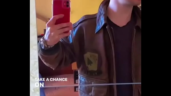 Let Me Take You Back In 80&rsquo;s #avirex #leather #leatherjacket #gayleather #leathergay #meninlea ... thumbnail