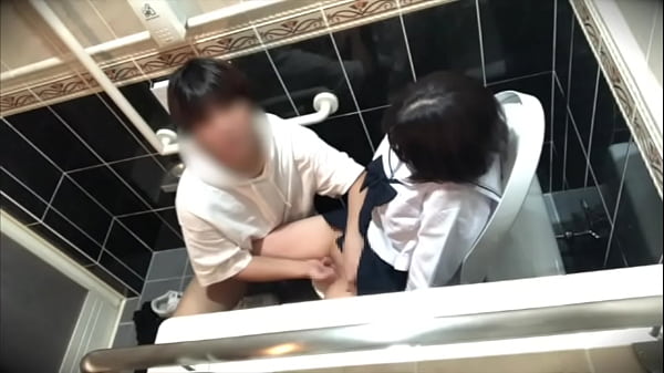 Nonton Cute Girl Gives You A Footjob, Rubs Your Nipples, And Makes You Cum With Her Tight Pussy. thumbnail