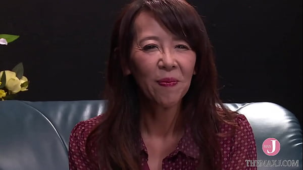 Nonton 58歳 初悶絶sex 角倉志保 - イントロ thumbnail