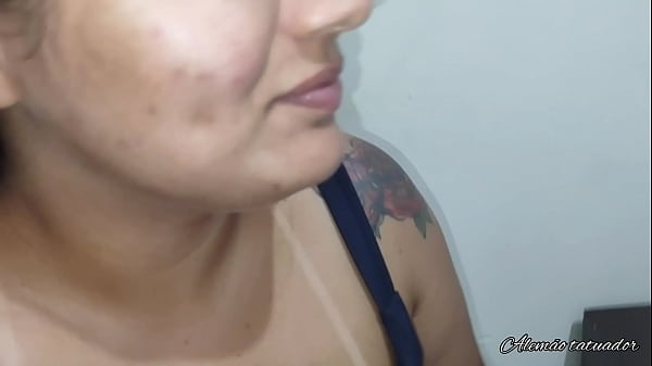 Alem&atilde;o tatuador 