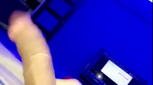 321C0459-258C-405F-99F1-5CCE9AA417BB.MOV