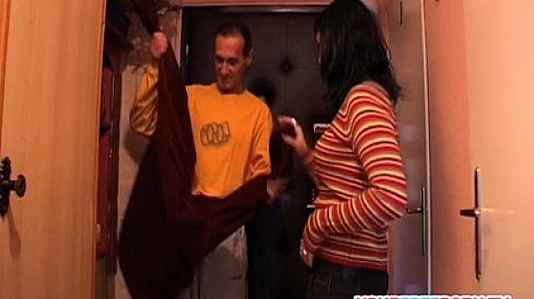 Nonton Sexy Brunette Fucks Stranger From The Street thumbnail