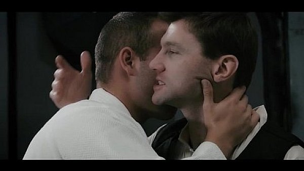 Luke Receives An Anal Rimming By Dennis thumbnail