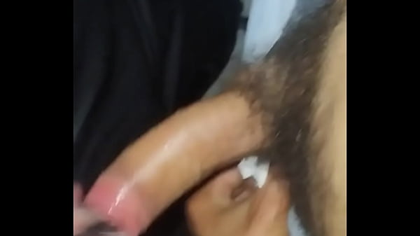 Mamando gostoso o seguran&ccedil_a na guarita.