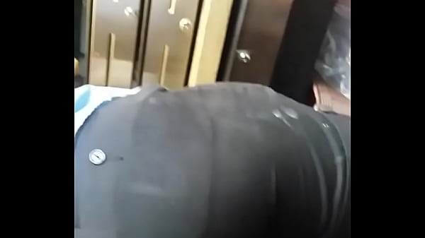 Candid Big Butt Teen thumbnail