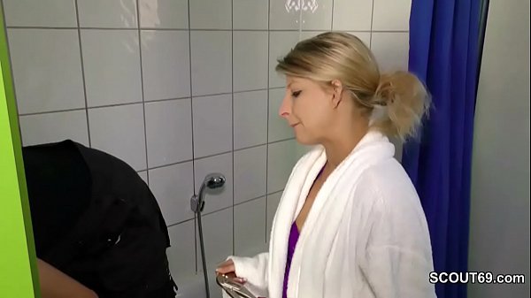 Junge Schlanke Tochter Fickt Den Handwerker Wenn Eltern Weg thumbnail