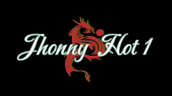 Nonton Safada Do Clit&oacute;ris Grande Me Esperou Para Comer Ela No Carro thumbnail