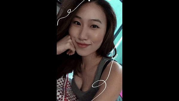 Nonton Singapore Milf Melody Sit Fat Tits Sex Gallery thumbnail