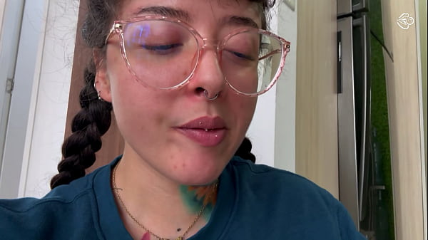 Giantess Makes Arepas And Eats Them In Front Of Her Little Friend thumbnail