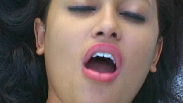 Metro - Anal In The Amazon 05 - Scene 3 thumbnail