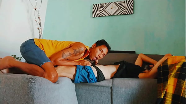 Play MP4 - Me pidi&oacute; que lo ayude a relajar&period;&period;&period;