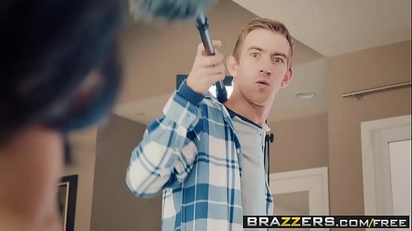 Nonton Brazzers - Pornstars Like It Big - The Replacement Scene Starring Jennifer White And Danny D thumbnail
