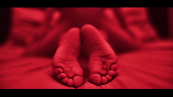 Nonton Girl Has Intense Lesbian Sex With Roommate And Unbirths Her Vore Trailer thumbnail