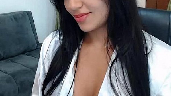 Nonton Big Natural Tits Brunette Chatting Lovely thumbnail