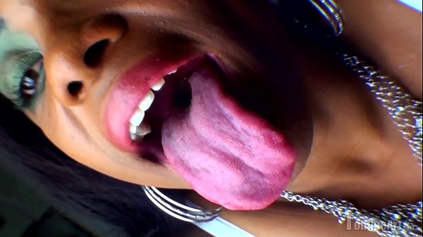 Pixies Shows Her Wide Open Mouth thumbnail