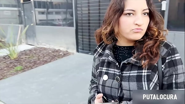 Putalocura torbe pilla a sofia garc&iacute;a y se la folla muy guarro 