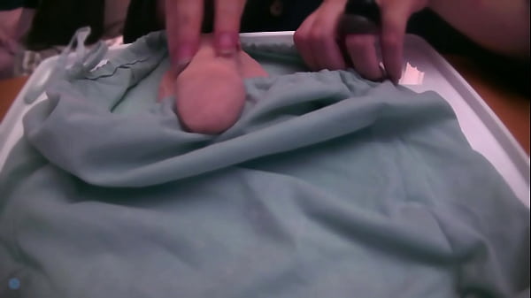 Nonton Playing With A Very Soft And Limp Fake Cock [no Audio] thumbnail