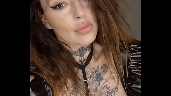 Nonton Un Regal Ce Premier Live Avec Vous !vous Avez Aimez ? thumbnail