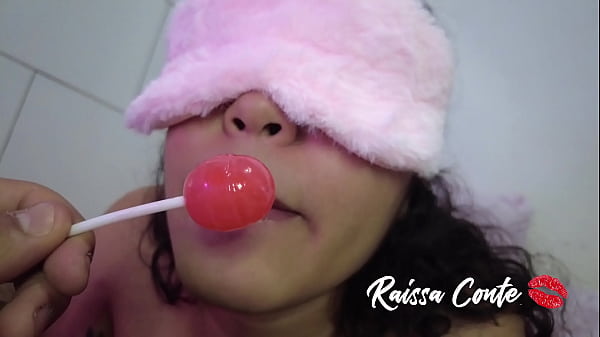 Ele Me Acordou E Eu Ja Quis Chupar O Pau Dele E Tomar Gozada Na Cara thumbnail