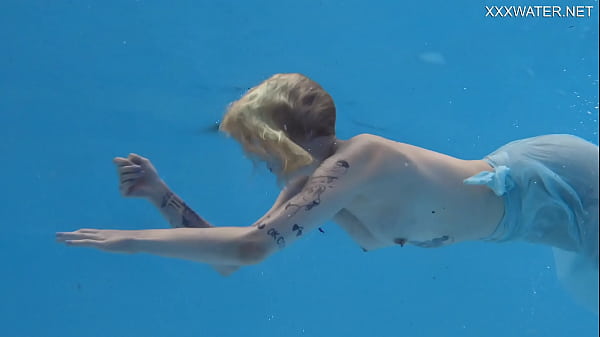 Naked Finnish blonde tattooed mermaid Mimi underwater 