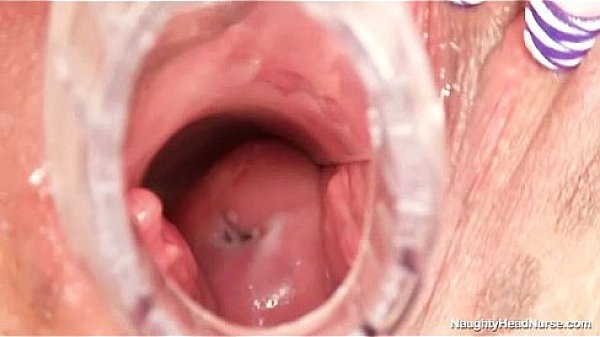 Nonton Aged Amateur Mom Wears Glasses And Latex Uniform thumbnail