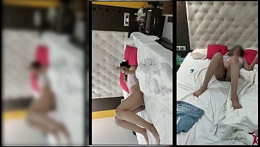 Nonton Fucking Pussy With Big Penis Sleeves While She's Talking On Phone thumbnail