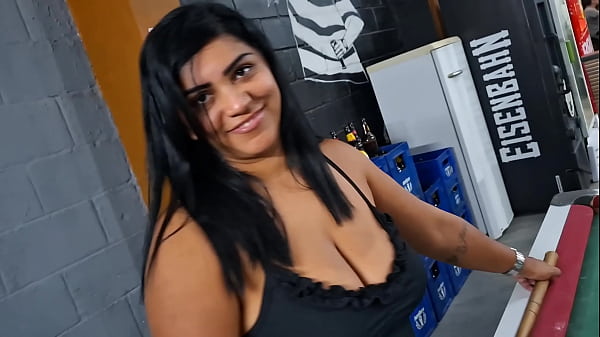 Sinuca Do Prazer: Ela Perdeu O Jogo E Ganhou Rola Na Buceta thumbnail