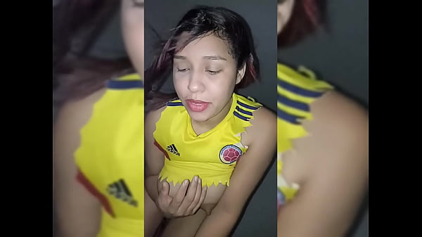 Nonton She Is From New York United States thumbnail