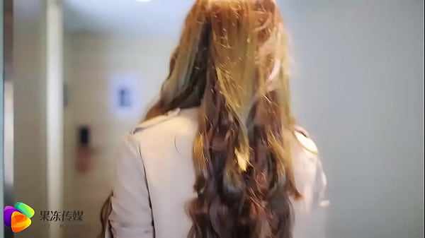 #丝袜足交 #人妻少妇 #制服诱惑 thumbnail