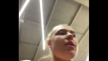 Extreme Squirting in the gym with jucielussie