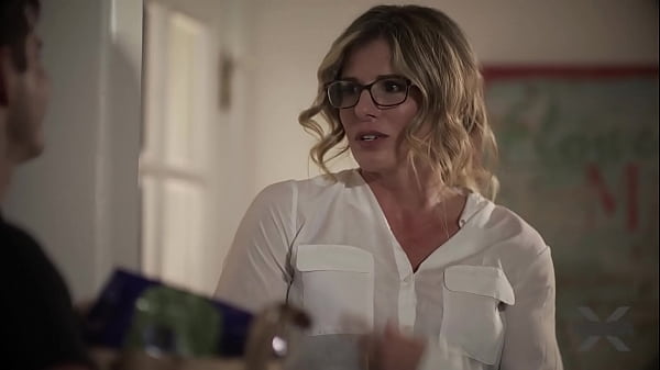 Nonton Missax.com - Horny Lady Seduces Bad Boy thumbnail