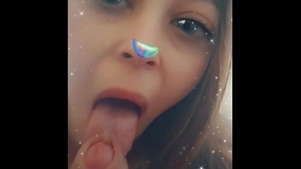 Snap Chat 18 A&ntilde;os Chupando Polla thumbnail