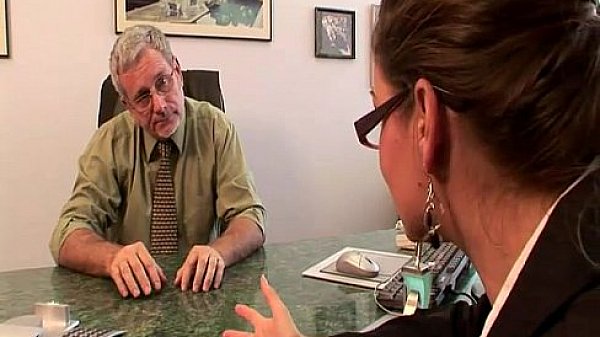 Nonton Two Naughty Secretaries Pleasure Their Boss thumbnail