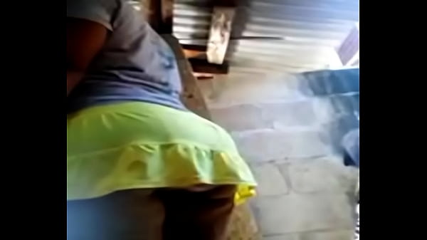 En Mi Faldita Amarilla Y Mi Panti Morada thumbnail