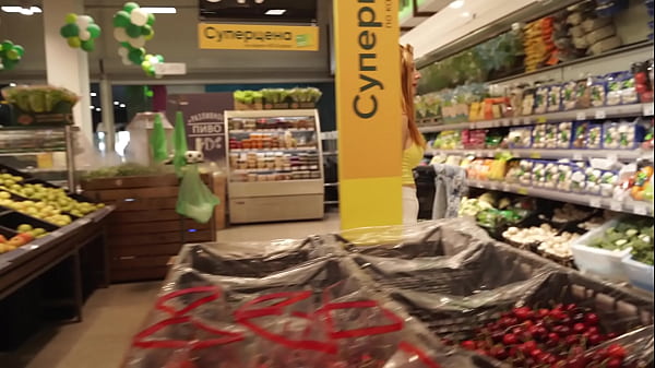 Nonton Fucking A Redhead Mom From The Supermarket thumbnail