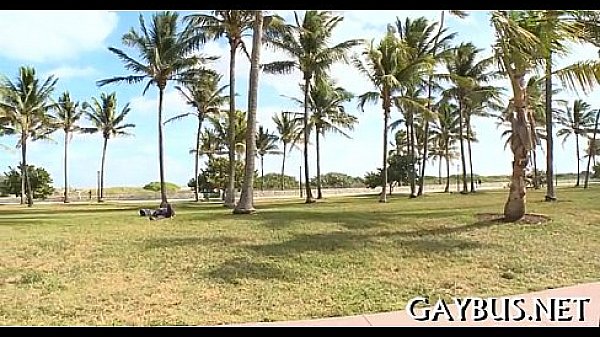 Oral Job With A Horny Gay Stud thumbnail