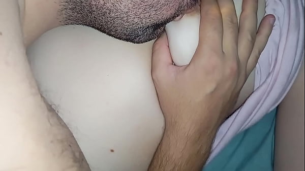 Safadoscasal - Chupando Gostoso Peito Gostosa Da Esposa thumbnail