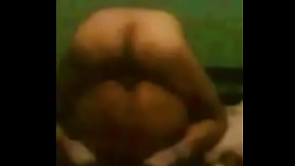 Nonton Morena Sacando Leche thumbnail