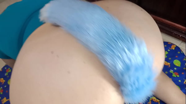 Nonton Con Su Cola De Zorra En El Culo En Halloween!! Mi Madrastra Me Hace Las Mejores Mamadas De Verga!! thumbnail