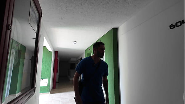 Nonton Foot Massage Session Ends In Fucking thumbnail
