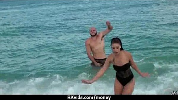 Slutty Amateur Babe Is Paid Cash From Some Crazy Public Sex 17 thumbnail