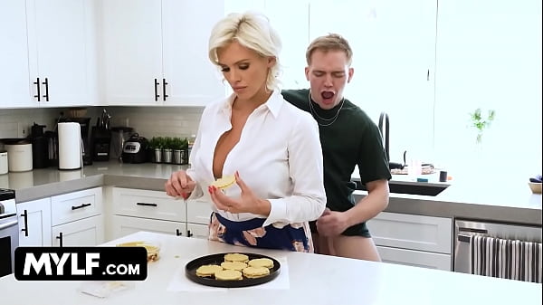 Nonton Mylf - Gorgeous Blonde Milf Helps Her Boy Become Viral By Letting Him Cum Inside Her Juicy Pussy thumbnail