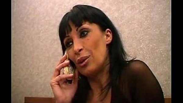 Nonton French Milf Calls Male thumbnail