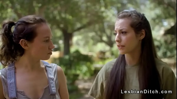 Nonton A Plumber Hazel Paige Gave The Task To Her Spprentice Spencer Bradley Ti Keep Samantha Reigns At Bay So She Can Get Her Work Done In Peace thumbnail