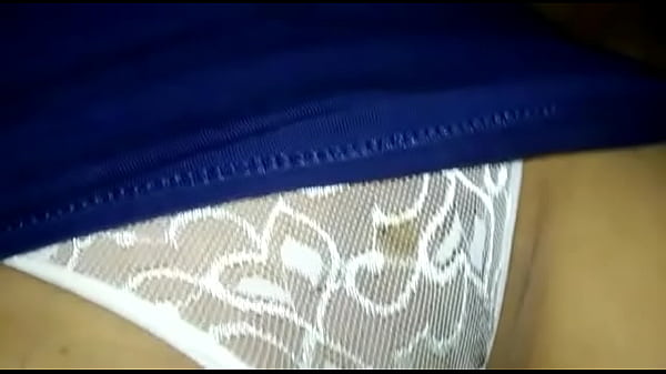 Nonton Vestido Azul Hilo Blanco thumbnail