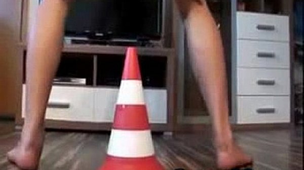 Nonton Sexy Asian Destroys Her Ass Sitting On A Thick Cone - Camg8 thumbnail